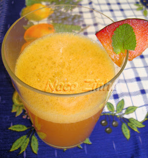 Suco de ameixa e laranja