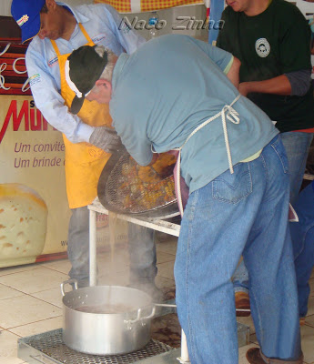 Festa Nacional do Carneiro no Buraco - caldo para pirão