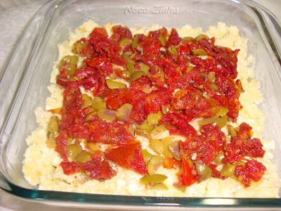 Torta de batata, ricota e tomate seco