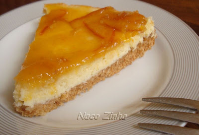 Cheesecake com geleia de laranja