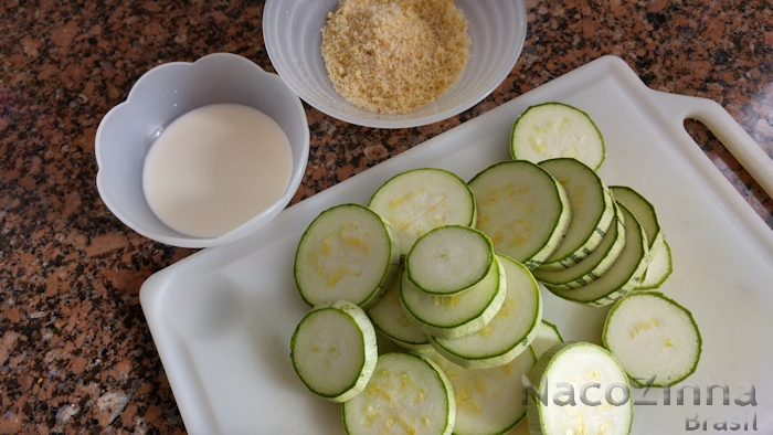 Abobrinhas gratinadas com parmesão