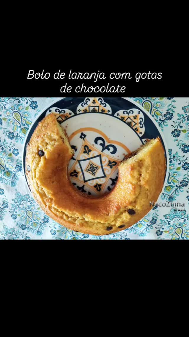 Fiz um bolo de laranja com gotas de chocolate para consumo caseiro e outro para 50 pessoas!! Aprovadíssimo!
A receita está hoje no blog. Link na bio e nos stories.
.
.
.
.
#bolocaseiro #receitadodia #foodblog #foodblogger #nacozinhabrasil
