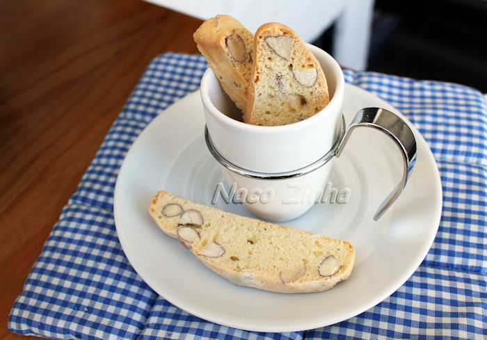 Biscotti de amêndoas (2)