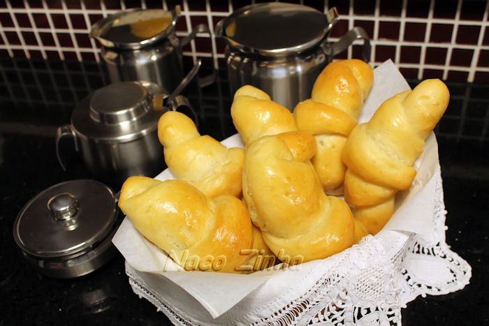 Pão húngaro (kifli)