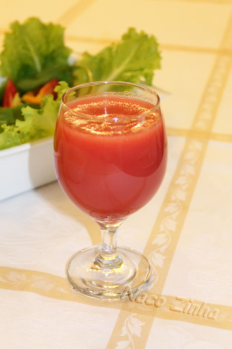 Smoothie de pera, maçã e framboesa