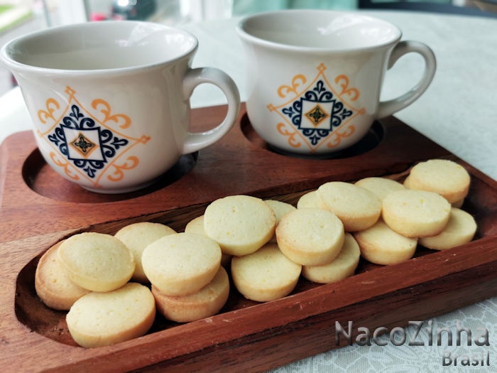 Biscoitos amanteigados de laranja