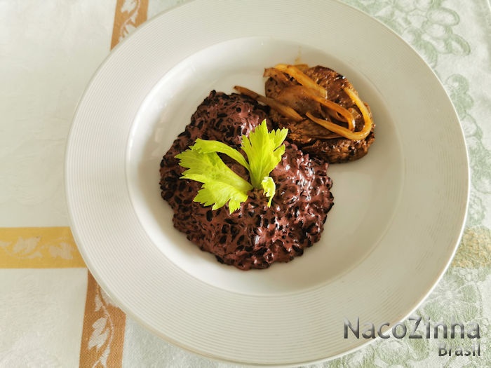 Arroz negro cremoso