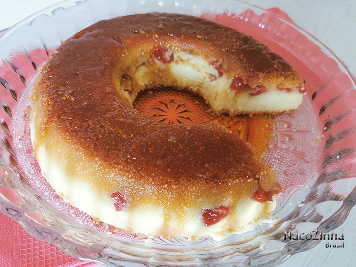 Pudim de tapioca com goiabada cascão