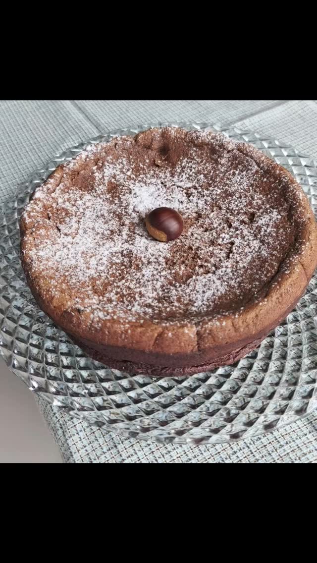 Aí está o resultado da primeira colheita de castanha portuguesa.
A receita está no blog. Link na bio e nos stories.
.
.
.
.
#nacozinhabrasil #foodblog #foodblogger #instafood #castanhaportuguesa #chocolatecake